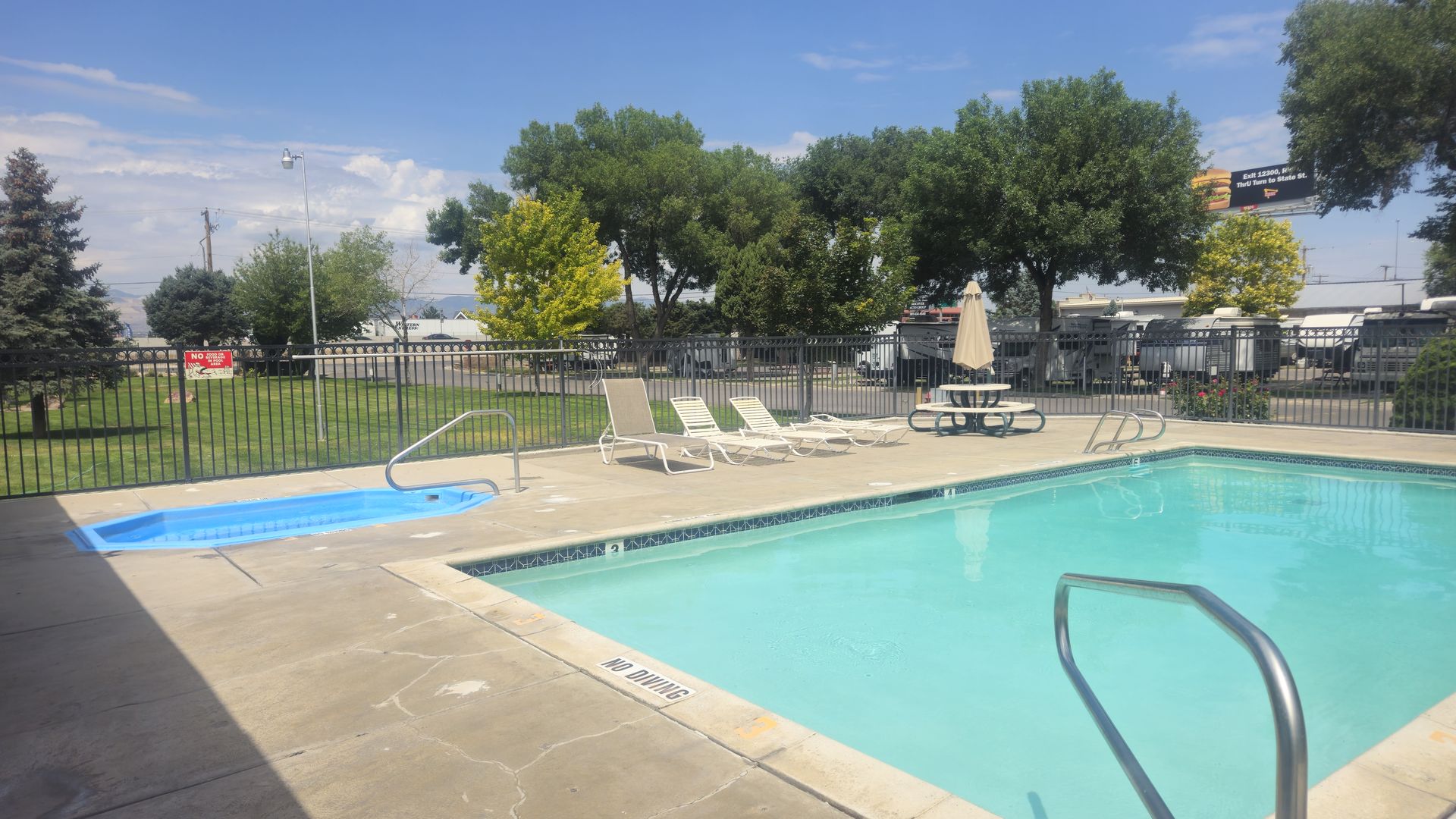 Mountain Shadows RV Park photo 1